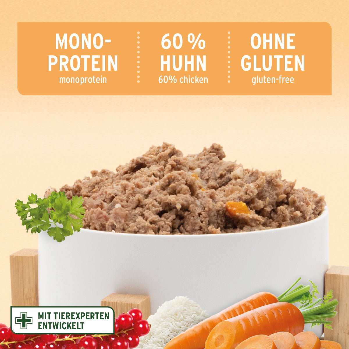 Schale mit Nassfutter LandChicken – "Huhn mit Möhren". 